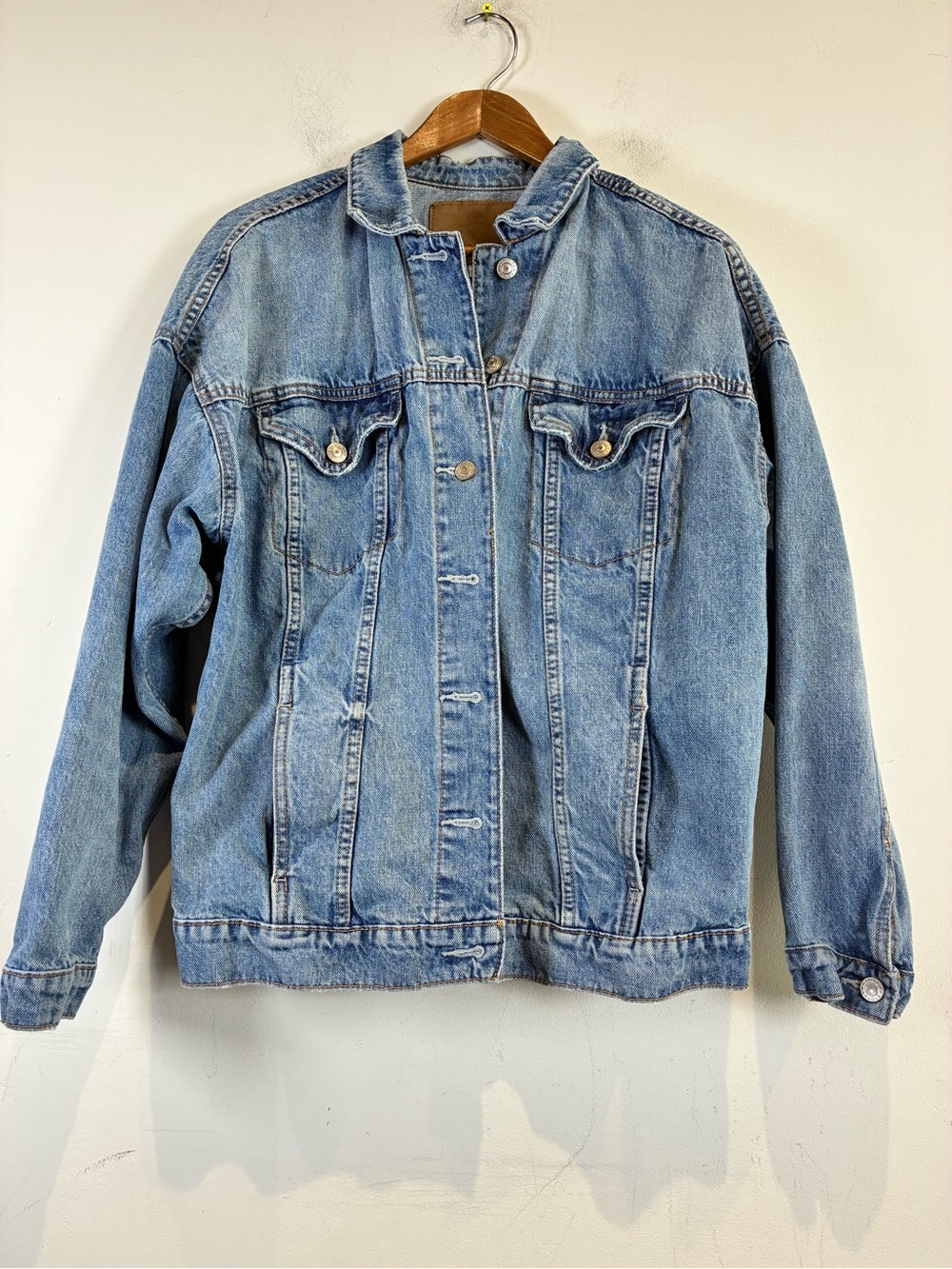 American Eagle Outfitters Light Blue Denim Jacket, Size M
